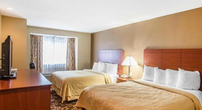 Quality Inn & Suites Mount Juliet Bagian luar foto