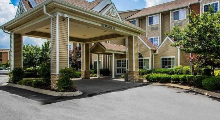 Quality Inn & Suites Mount Juliet Bagian luar foto